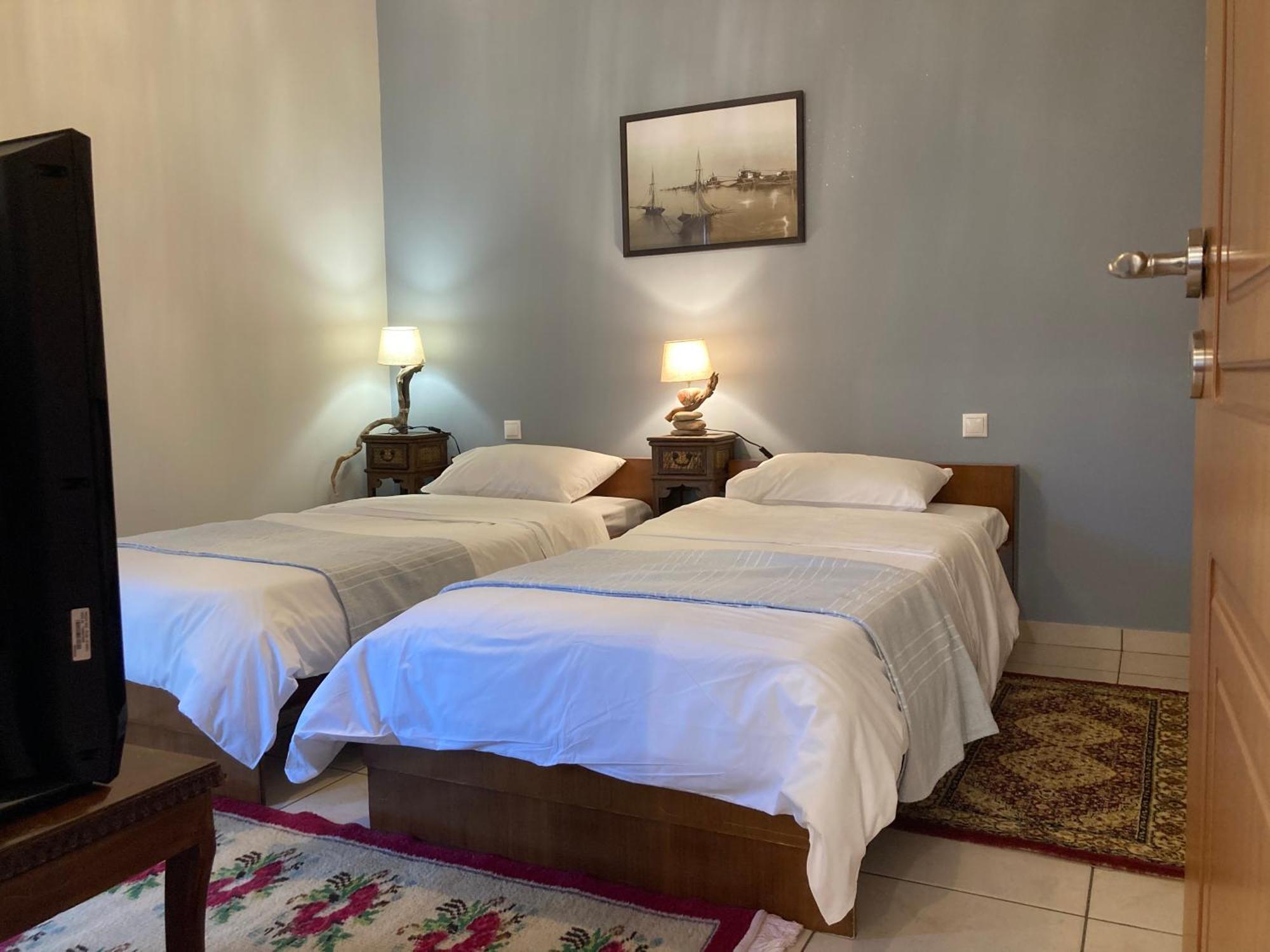 Brina'S Luxury Apartments Agioi Apostoloi  Dış mekan fotoğraf